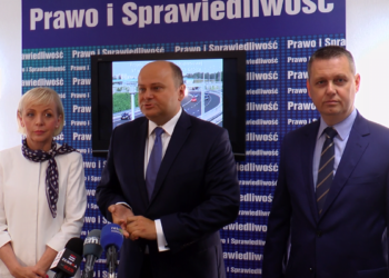 Politycy PiS zaprezentowali szczegóły budowy nowego odcinka krajowej siódemki