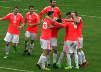 13. kolejka IV ligi: lider wraca do Białobrzegów. Pilica – Oskar 1:0 [SKRÓT]