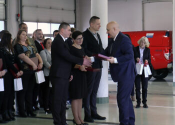 Minister spraw wewnętrznych i administracji wyróżnił w Radomiu operatorów CPR